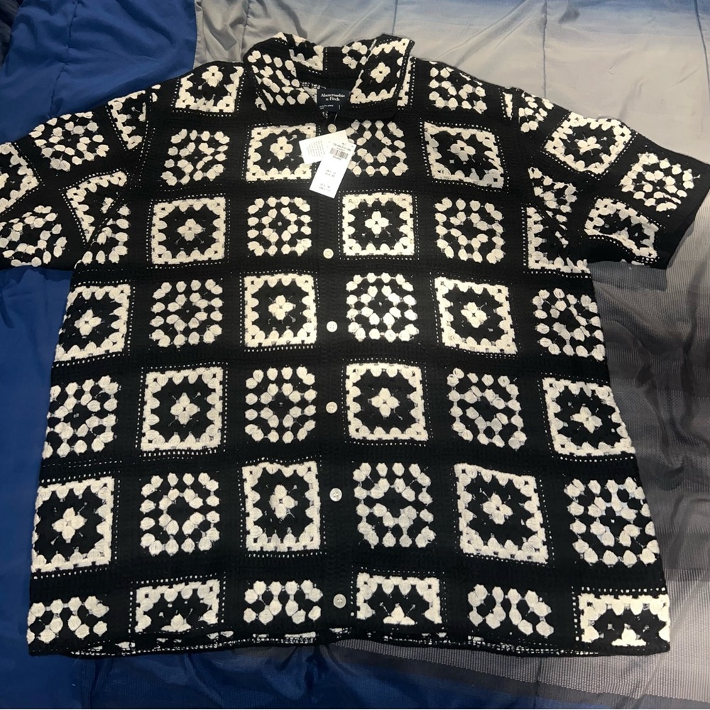 Abercrombie & Fitch Black and White Crochet Top - Brand New w/ Tags